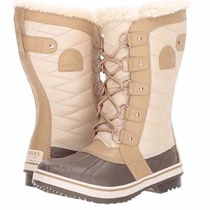 Sorel Tofino 2 Holiday Women’s Boots